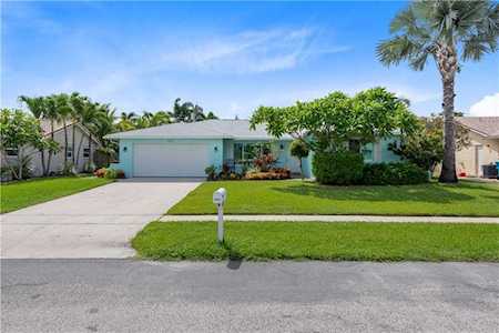 2523 SW 12th St Boynton Beach, FL 33426