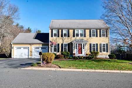 4 Franklin Hunt Rd Rockland, MA 02370