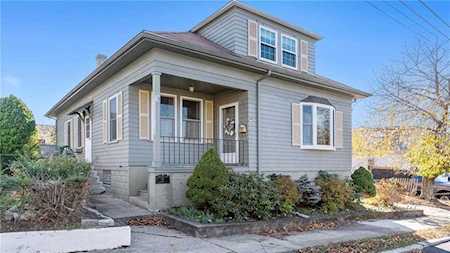 15 Carovilli St North Providence, RI 02904
