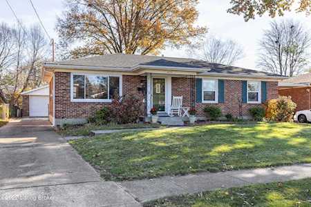 4113 Pomeroy Ct Louisville, KY 40218