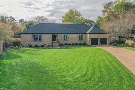 1605 Fenrose Ct Virginia Beach, VA 23454