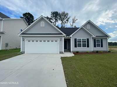 223 Sequoia Drive Greenville, NC 27858