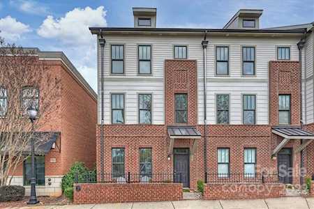 564 Jetton St Davidson, NC 28036