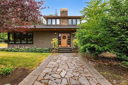 4206 Wildwood Dr Bellingham, WA 98229