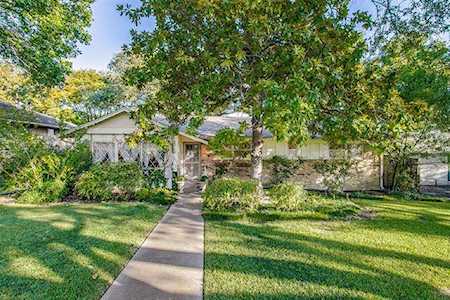 9915 Crestwick Drive Dallas, TX 75238