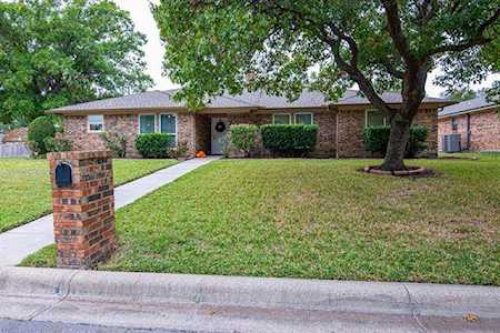 5701 Havana Drive North Richland Hills, TX 76180