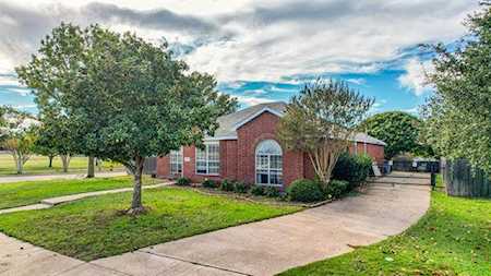 1028 Muscadine Vine Street Crowley, TX 76036