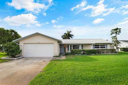 1398 52nd Ave NE St. Petersburg, FL 33703