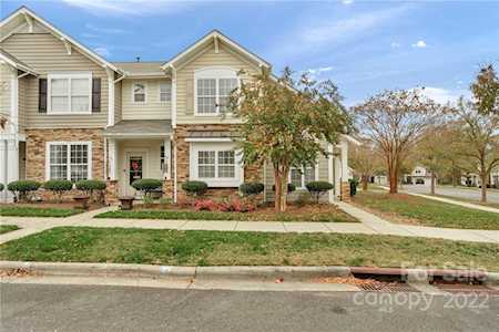 1187 Drummond Ln Matthews, NC 28104