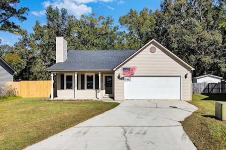 2293 Boulder Ct North Charleston, SC 29406