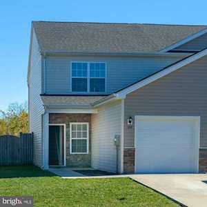 30 Beaulah Ct Bunker Hill, WV 25413