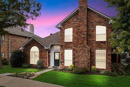 2111 Daniel Way Carrollton, TX 75006