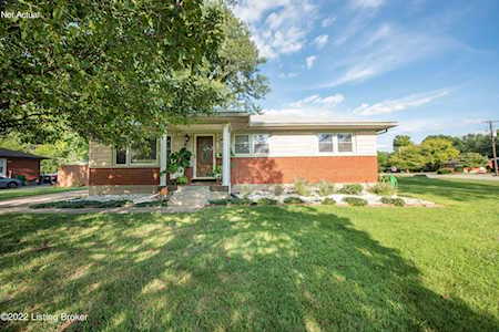 6348 Hunters Grove Rd Louisville, KY 40216