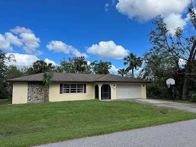 1056 Darby Dr NW Port Charlotte, FL 33948