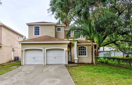 8327 W Hanna Ave Tampa, FL 33615
