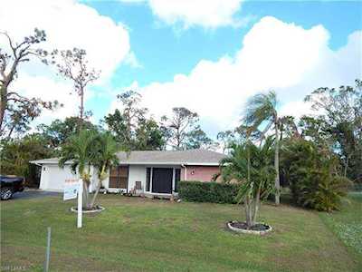 8742 Dartmouth St Fort Myers, FL 33907