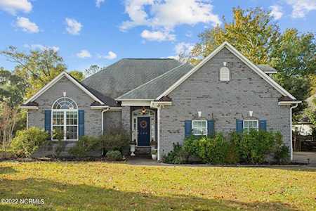 189 Everett Yopp Drive Sneads Ferry, NC 28460