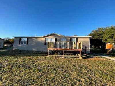 104 Shannon Drive Hudson Oaks, TX 76087