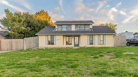 2005 W Baldridge Street Ennis, TX 75119