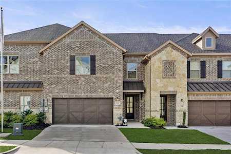 2912 Cedar Elm Drive Carrollton, TX 75010