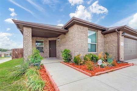 728 Ben Lake Trail Fort Worth, TX 76120