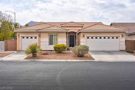 3701 Spring Shadow Rd Las Vegas, NV 89129