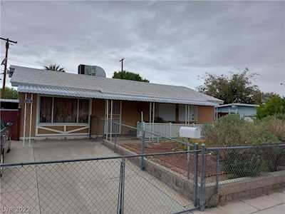 3213 Palmdale St Las Vegas, NV 89121