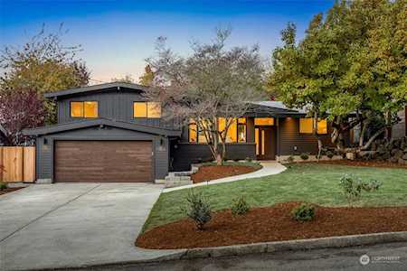 15226 NE 3rd St Bellevue, WA 98007