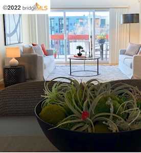 288 Whitmore St #401 Oakland, CA 94611