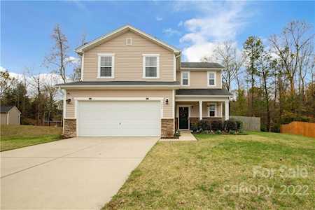 5404 Fenway Dr Charlotte, NC 28273