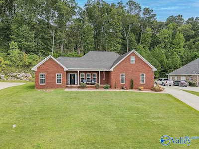 77 Amber Way Decatur, AL 35603