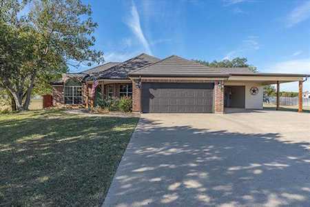 4016 Marana Drive Granbury, TX 76048