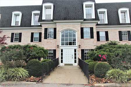 2021 King James Parkway #306 Westlake, OH 44145