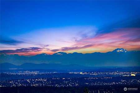 7010 171st Ave SE Bellevue, WA 98006