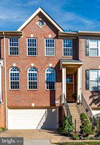 47672 Loweland Terrace Sterling, VA 20165