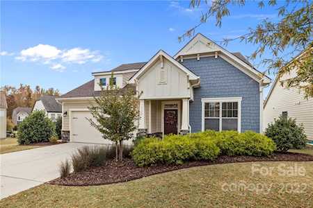 14220 Tudor Rose Ln Charlotte, NC 28278