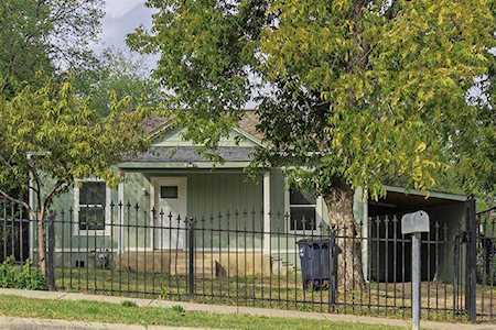 3211 Bideker Avenue Fort Worth, TX 76105