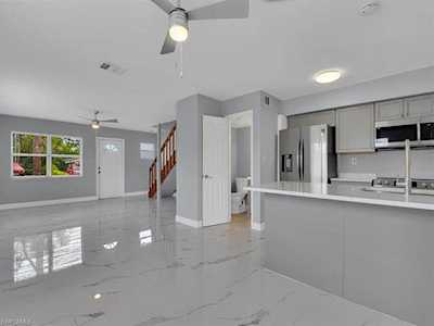 10280/282 Carolina St Bonita Springs, FL 34135