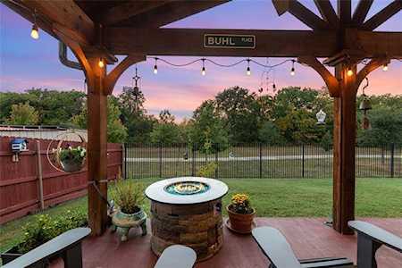 8100 Winding Stream Lane Denton, TX 76210