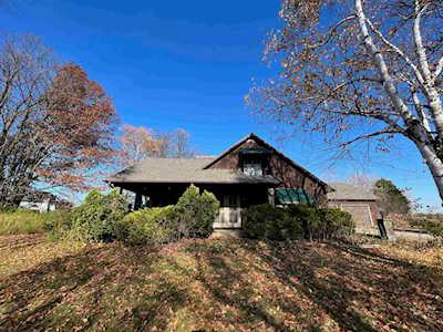 W7384 Westhaven Dr Greenville, WI 54942