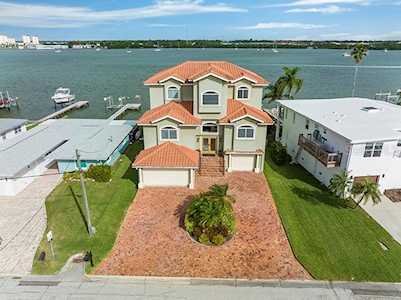 848 Bay Point Dr Madeira Beach, FL 33708