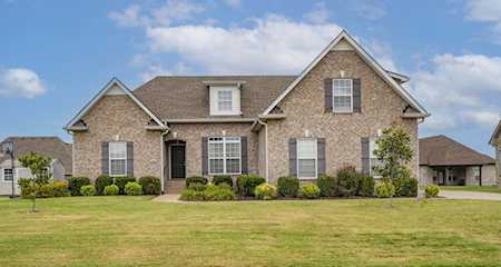 1647 Savoy Dr Murfreesboro, TN 37130