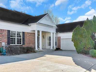 14728 Whitebrook Dr Chesterfield, MO 63017
