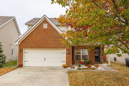 2504 Glascow Ln Lexington, KY 40511