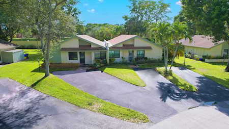 3692 S Arelia Drive Delray Beach, FL 33445