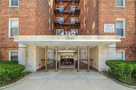 4320 Van Cortlandt Park East Avenue #4G Bronx, NY 10470