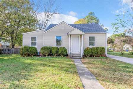 908 Stanley Rd Portsmouth, VA 23701