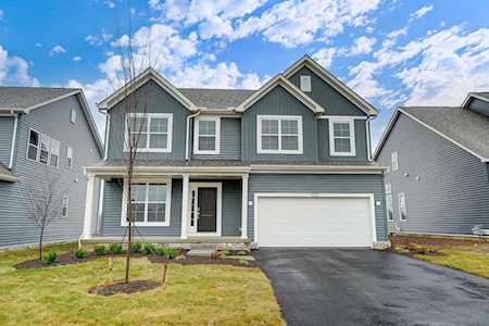 1033 Quarry Oak Drive Grove City, OH 43123