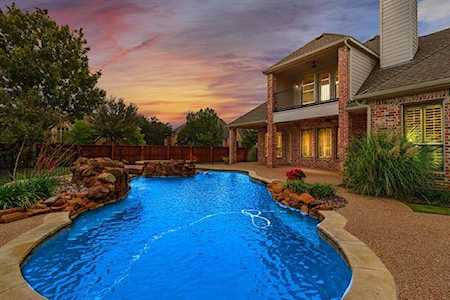 781 Lark Street Lantana, TX 76226