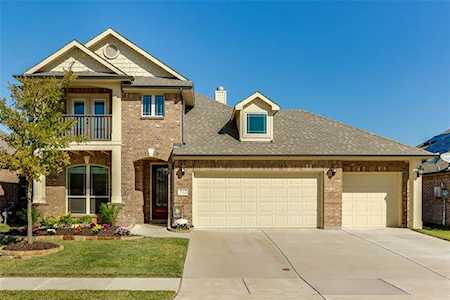 712 Lyndhurst Drive Anna, TX 75409